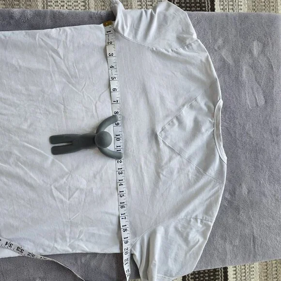 Burberry Brit white v neck T shirt - Picture 8 of 10